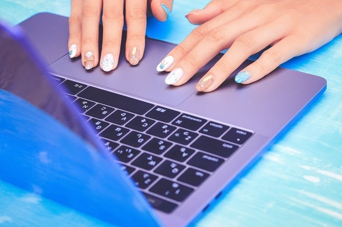 吉高由里子の歴代彼氏を総まとめ｜現在のお相手は？恋愛観も紹介 | Lovely[ラブリー]のイメージ