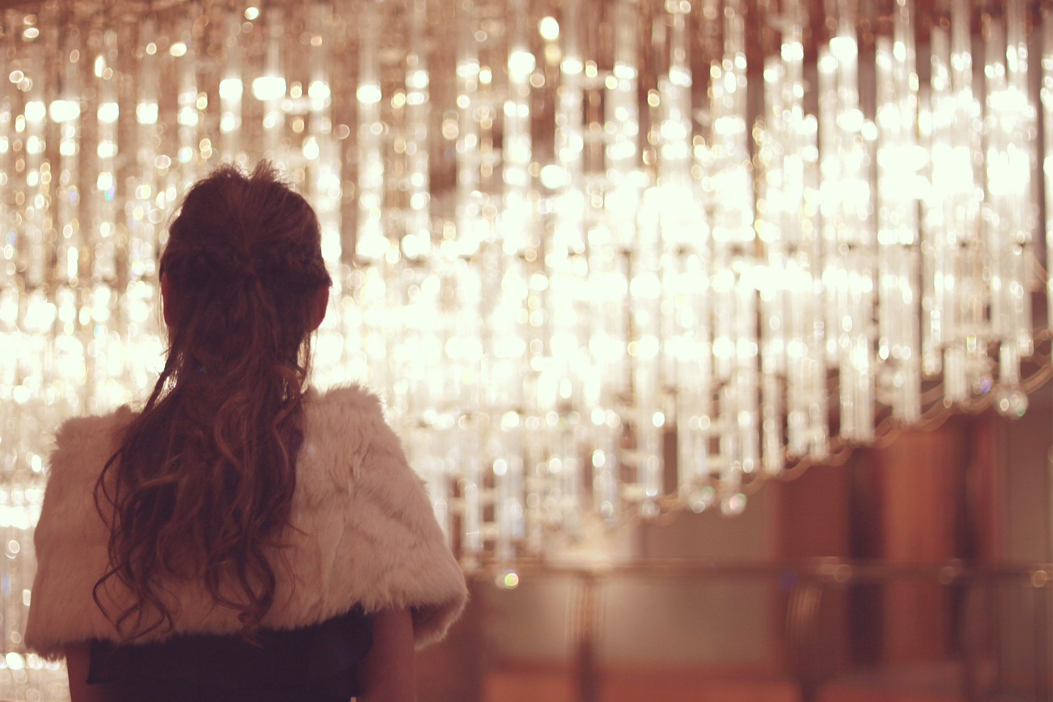 小嶋陽菜(こじはる)の彼氏はイケメンIT社長宮本拓！年収や画像も | Lovely[ラブリー]のイメージ