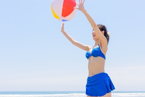 吉木りさの水着姿を総まとめ！スタイル抜群の美ボディで魅了♡ | Lovely[ラブリー]のイメージ