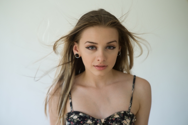 小澤陽子の胸がエッチすぎる！くっきり写るおっぱい堪能画像33選♡	 | Lovely[ラブリー]のイメージ