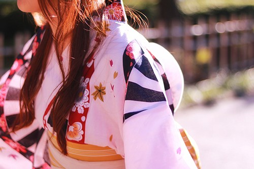 吉田羊は胸もスゴイ♡アラフォーおっぱいの魅力画像・動画53選！	 | Lovely[ラブリー]のイメージ