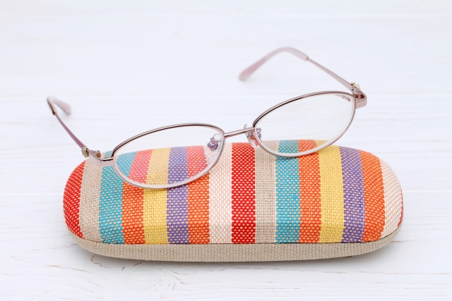 おしゃれなものだけ厳選！眼鏡ケース15選【レディース＆メンズ】 | Lovely[ラブリー]のイメージ