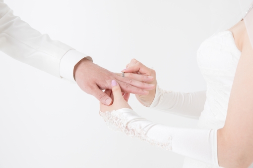 杉田智和は結婚して子供も？早見沙織や悠木碧・中村悠一との関係は | Lovely[ラブリー]のイメージ