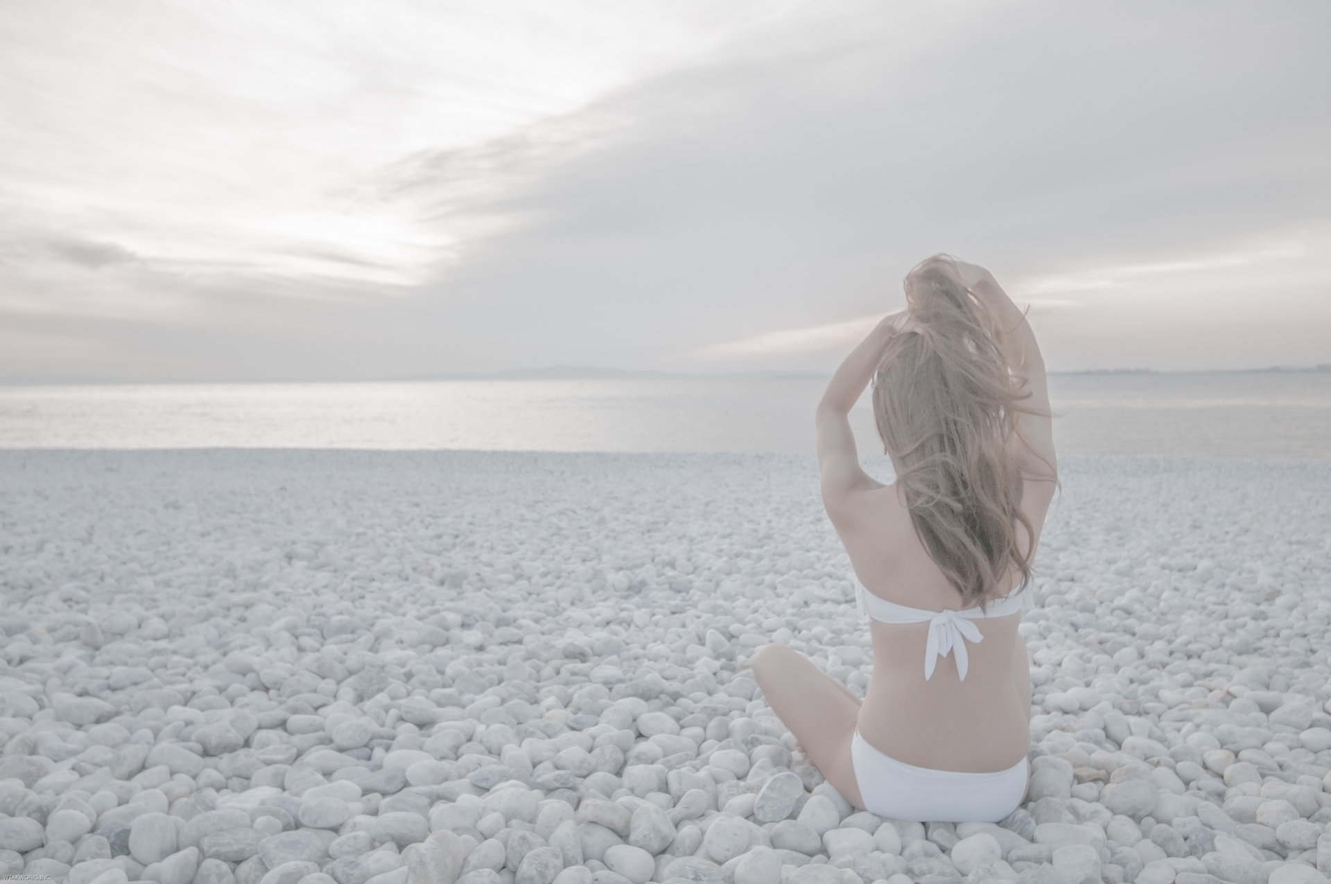  山本舞香のおっぱい何カップ？タンクトップ胸谷間や水着画像81選 | Lovely[ラブリー]のイメージ