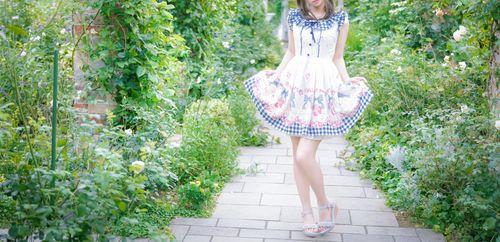 堀未央奈の胸のカップは？話題の谷間などエロカワおっぱい画像101選 | Lovely[ラブリー]のイメージ