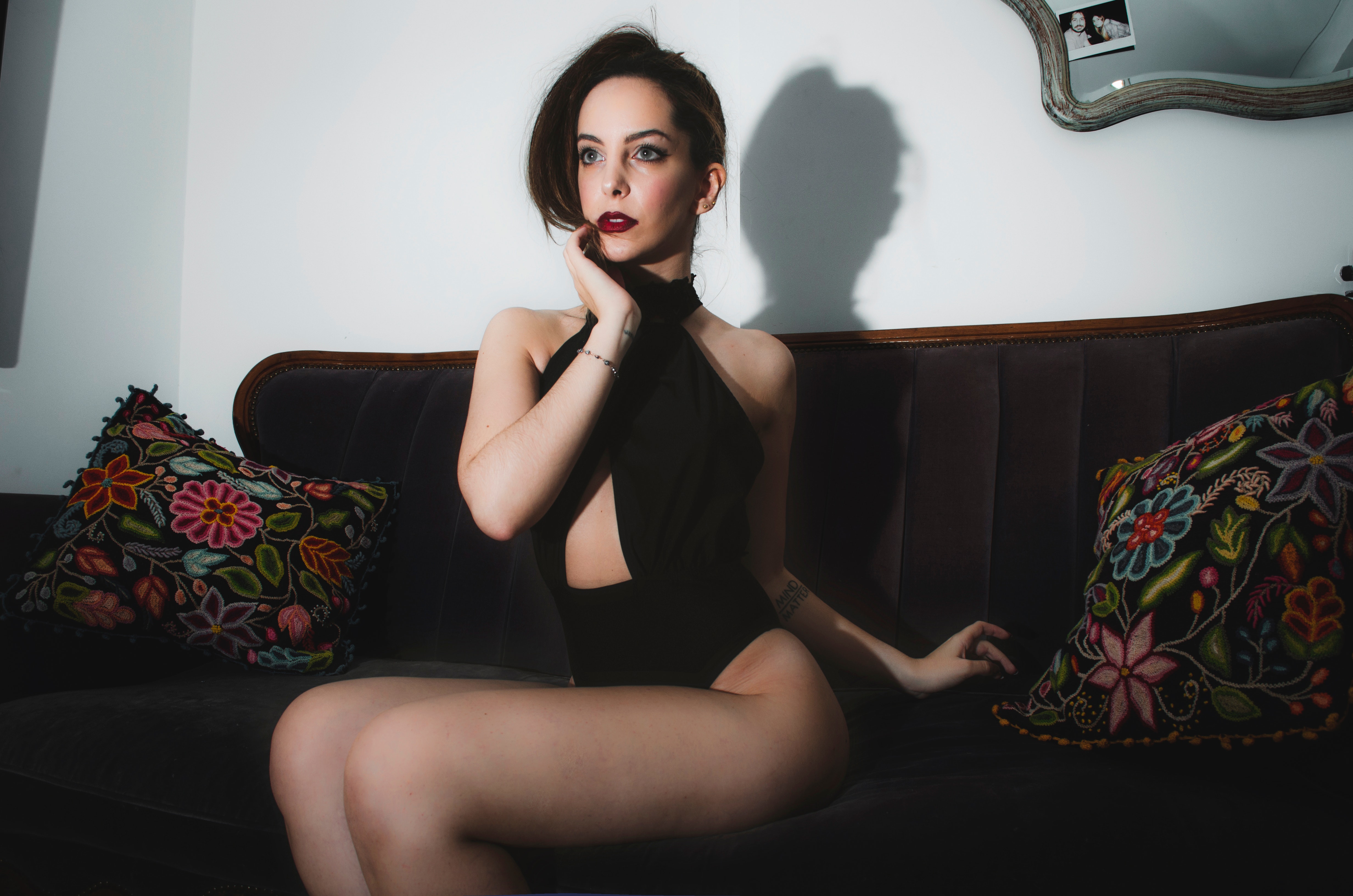 足立梨花のスレンダーAカップ胸が愛しい！初下着や水着画像61選 | Lovely[ラブリー]のイメージ