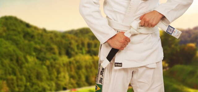 吉田沙保里の年齢や血液型は？家族構成や突然の引退理由も徹底調査！	 | Lovely[ラブリー]のイメージ