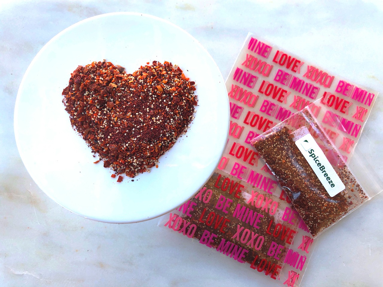 100均のジップロックの用途別おすすめ20選！活用法もチェック | Lovely[ラブリー]のイメージ