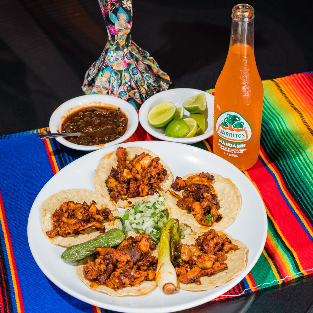 100均テーブルクロス25選！選び方とおしゃれな活用方法をご紹介 | Lovely[ラブリー]のイメージ