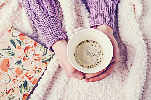 2月29日の誕生石・誕生花・星座・運勢・相性は？【365日誕生日占い】 | Lovely[ラブリー]のイメージ