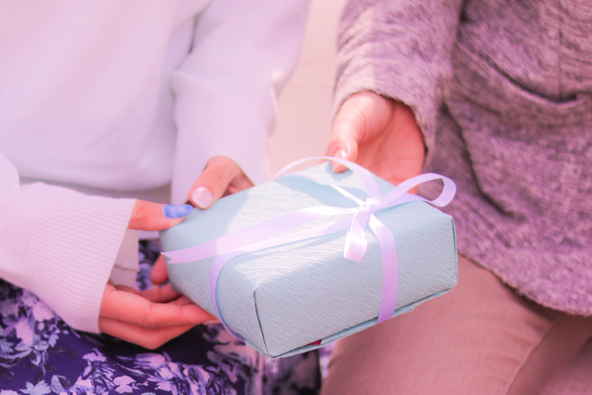 【61選】60代の母の日プレゼント|食べ物・お花などジャンル別で紹介のイメージ