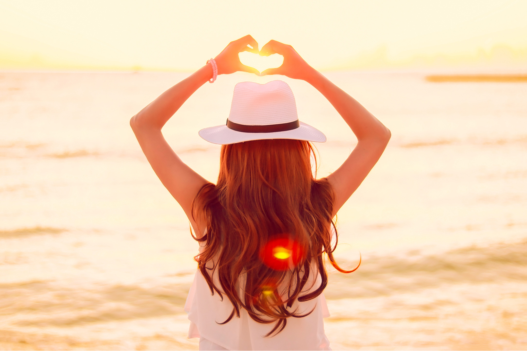 7月22日の誕生石・誕生花・星座・運勢・相性は？【365日誕生日占い】 | Lovely[ラブリー]のイメージ