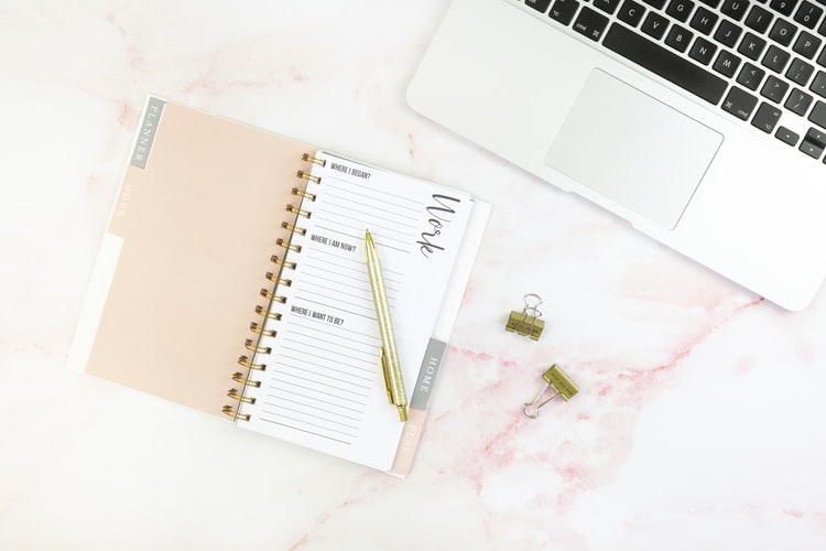 「都合がつく」の敬語表現は？ビジネスでの正しい使い方 | Lovely[ラブリー]のイメージ