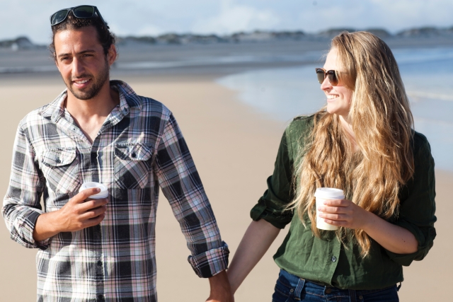 デートの持ち物で必要なものって？できる男女が持ってるアイテムも紹介♡	 | Lovely[ラブリー]のイメージ