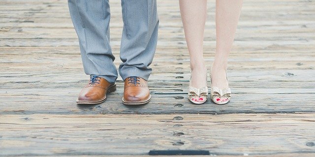 どこまで許せる?彼氏の女友達との関係!嫉妬で浮気を疑ってしまう場合の対処法のイメージ