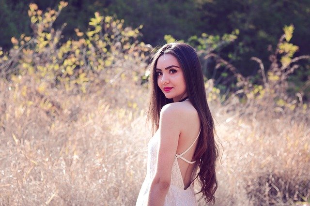 優しすぎる人の特徴や心理とは?恋愛や仕事に影響する部分や性格の改善点のイメージ