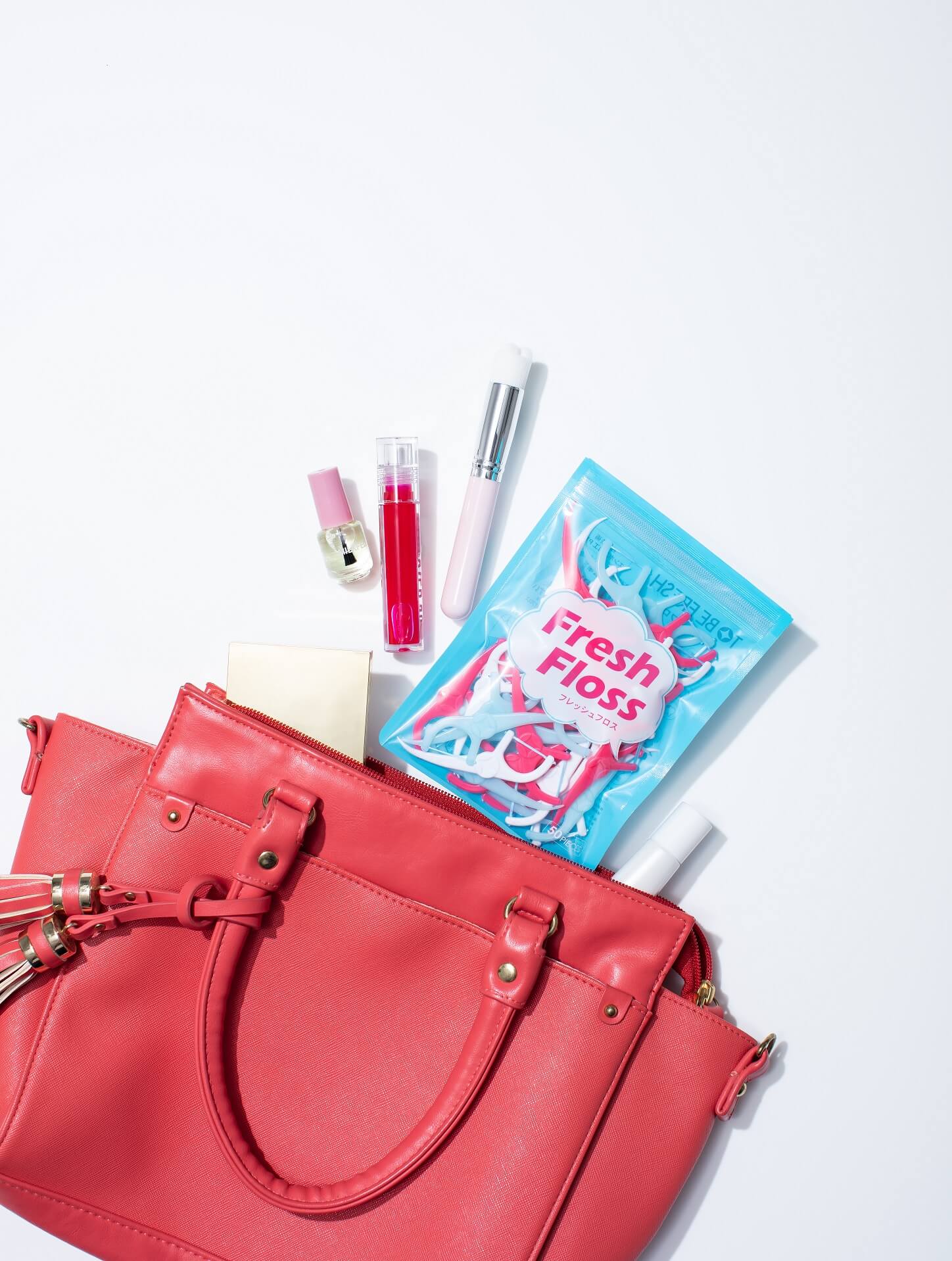 マスク着用時の口臭・口内環境に注意!外出先でもOKな可愛いオーラルケアアイテム6選のイメージ