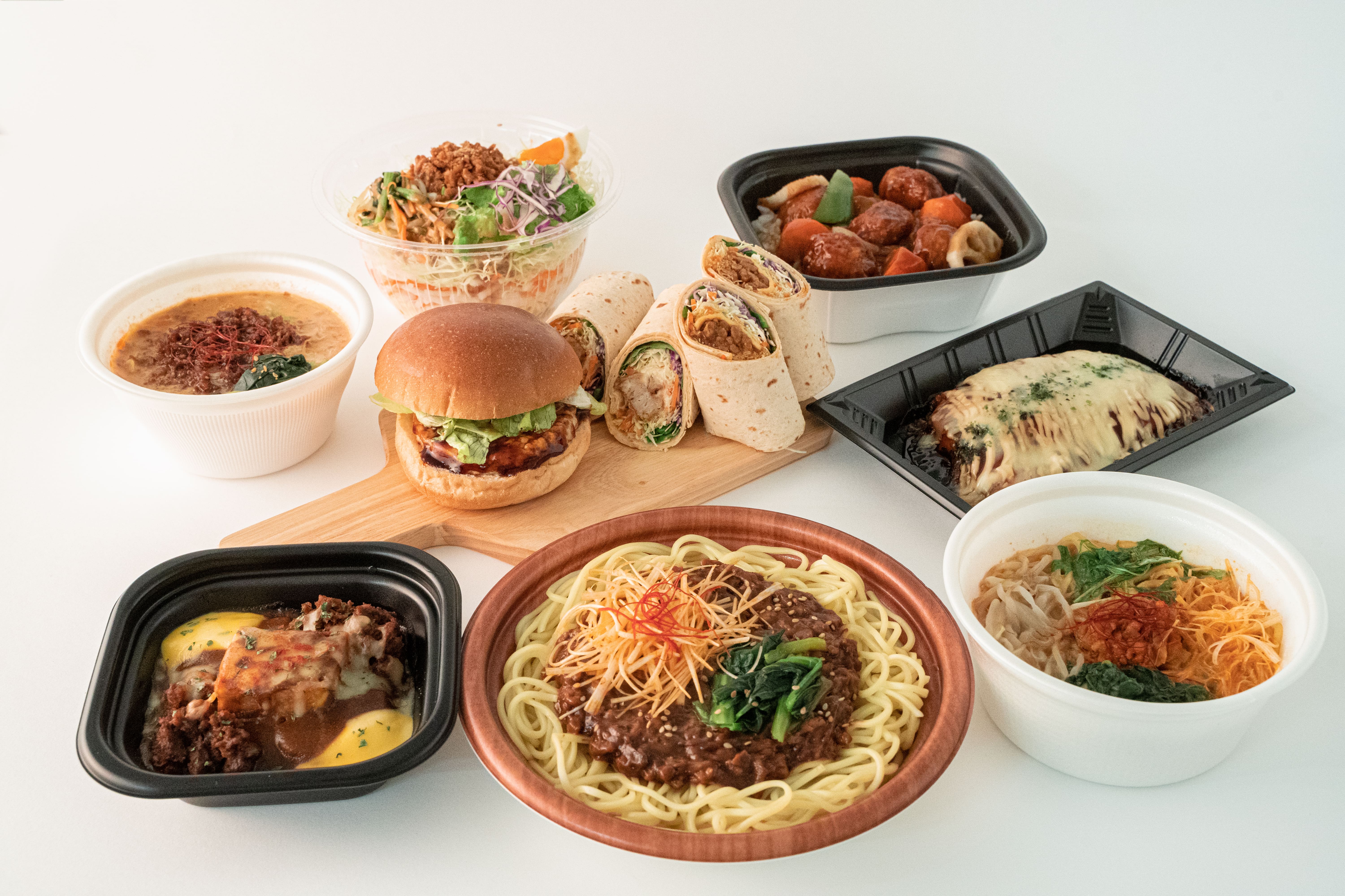 「大豆ミート」を使用した新商品9種が登場！ファミマが提案する健康志向ラインナップのイメージ