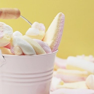ホワイトデーにマシュマロはNG？お返しギフトの意味一覧と男性が作れるマシュマロレシピ