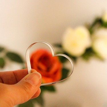 好きと言われたけど付き合ってと同じ意味？好きと言う男性心理と上手な対処法