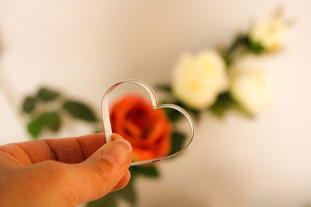 好きと言われたけど付き合ってと同じ意味?好きと言う男性心理と上手な対処法のイメージ