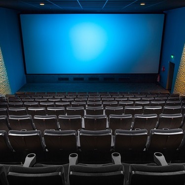 初デートに映画を選ぶのはおすすめ？事前準備や成功のコツを伝授	