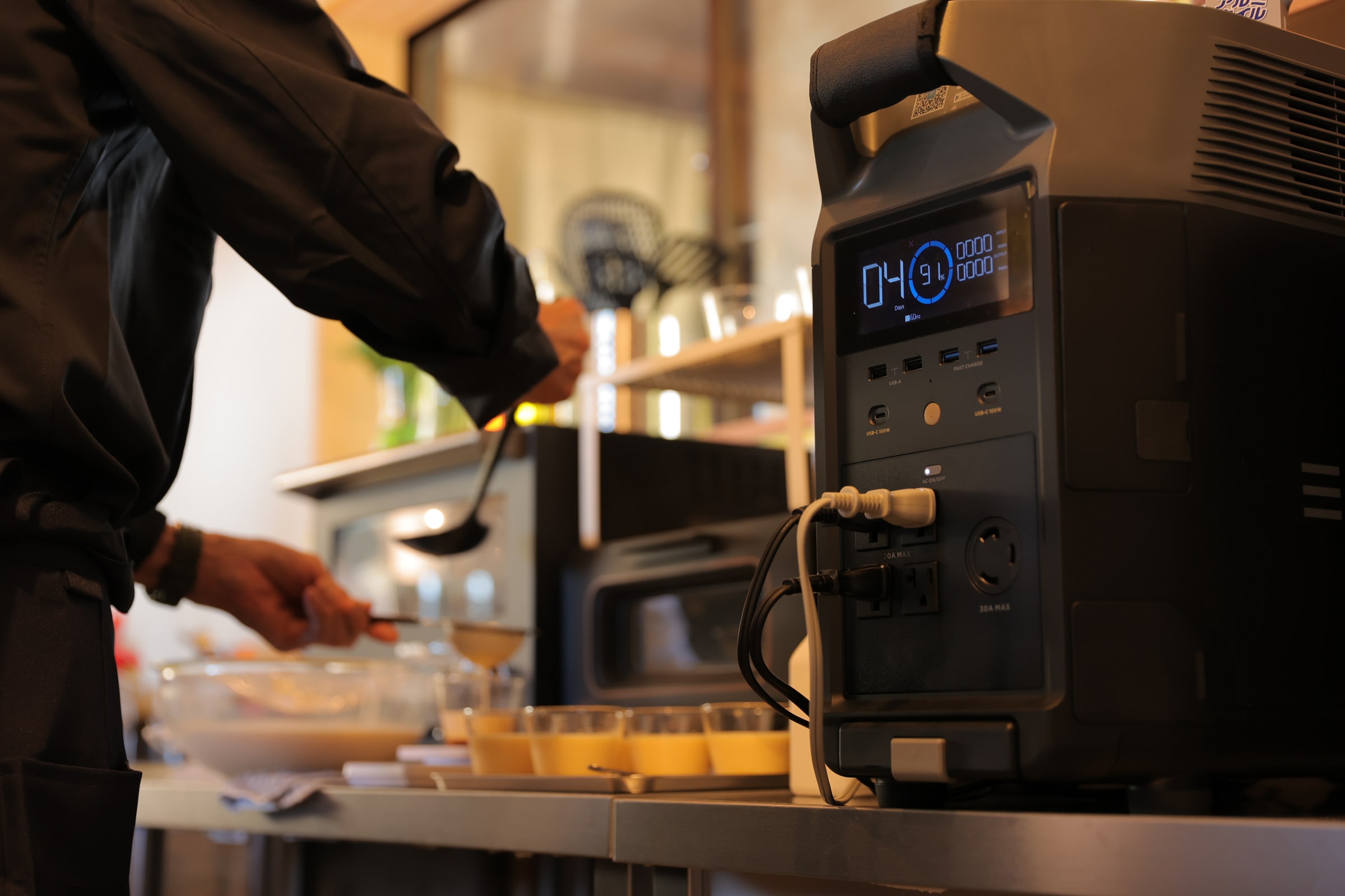 災害などの停電時に!ポータブル電源が実現する調理家電でつくる 新しい「非常食レシピ」のイメージ