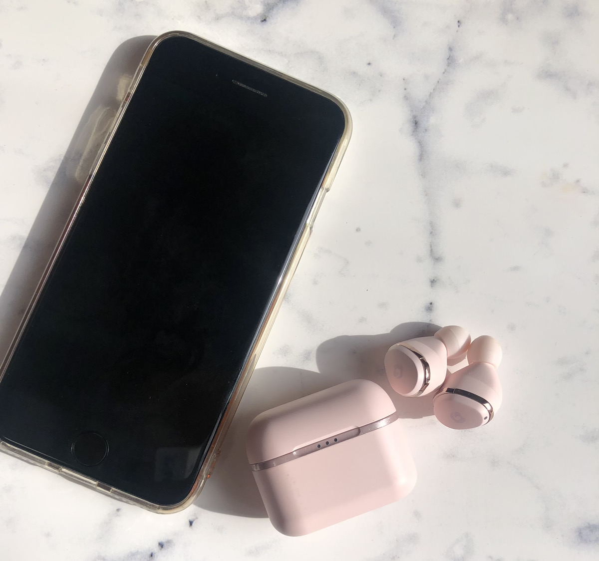 ひとくちサイズにかわいいと機能を凝縮！GLIDiC「Sound Air TW-4000」を使ってみた！のイメージ